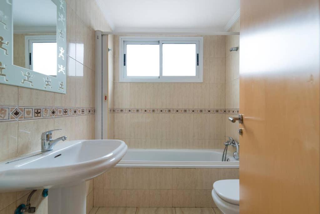 2B Apartamento Atlantico Apartman Vecindario  Kültér fotó